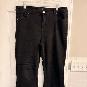 1822 Denim Classic Black Bootcut Jeans